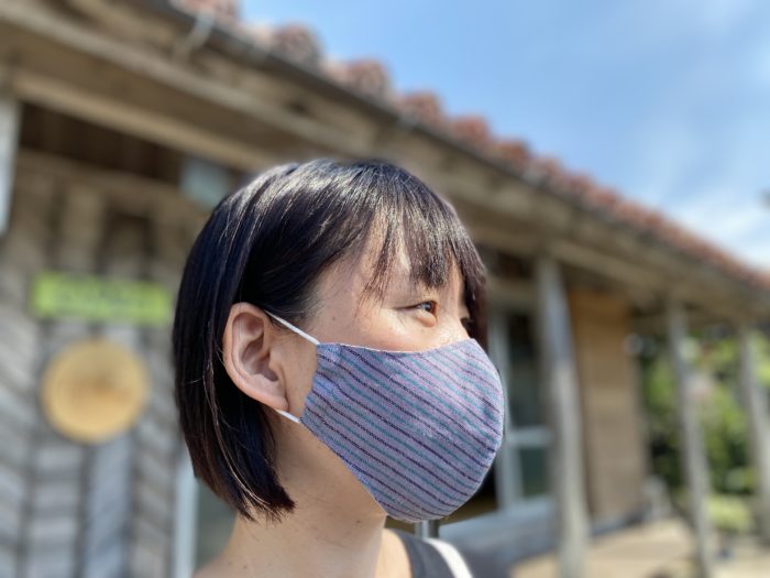 手織布で作った洗える立体マスク　Mサイズ